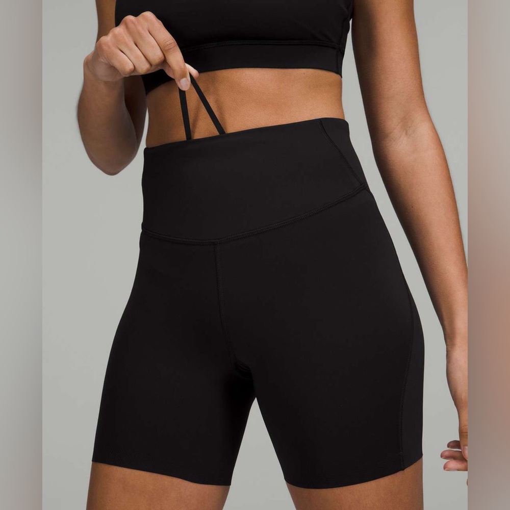 Lululemon Base Pace High-Rise Short size 2